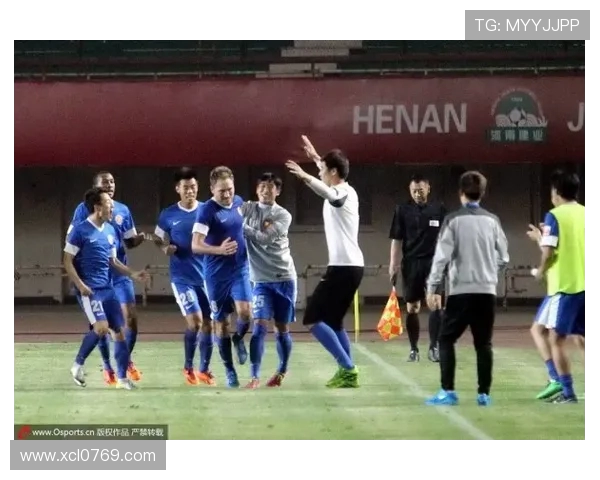 南京飞盘队节奏之争引发热议球迷与专家观点交锋激烈