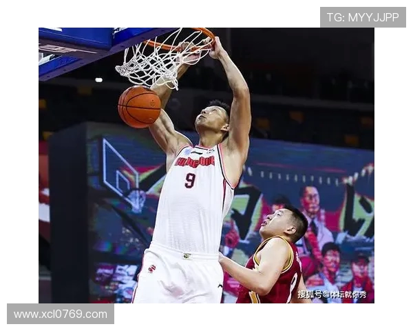 深圳足球队以53分领跑总决赛积分榜展现强劲实力与竞争优势