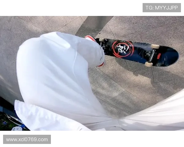 西安滑板队的控制革新探索与实践：重塑运动未来的全新视角