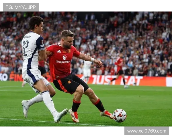 曼联与热刺精彩对决重播回顾分析与精彩瞬间分享