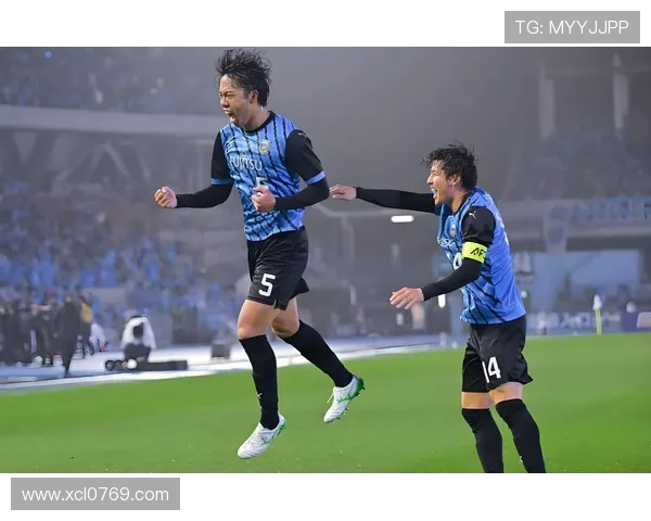 汀田泽维亚对决精彩回顾与赛后分析全景呈现 汀田泽维亚对决精彩回顾与赛后分析全景呈现