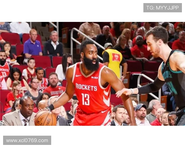 火箭队与黄蜂队激战1718赛季精彩回顾与精彩瞬间分析 火箭队与黄蜂队激战1718赛季精彩回顾与精彩瞬间分析