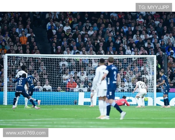 皇家马德里主场迎战塞尔塔争夺西甲积分榜重要胜利