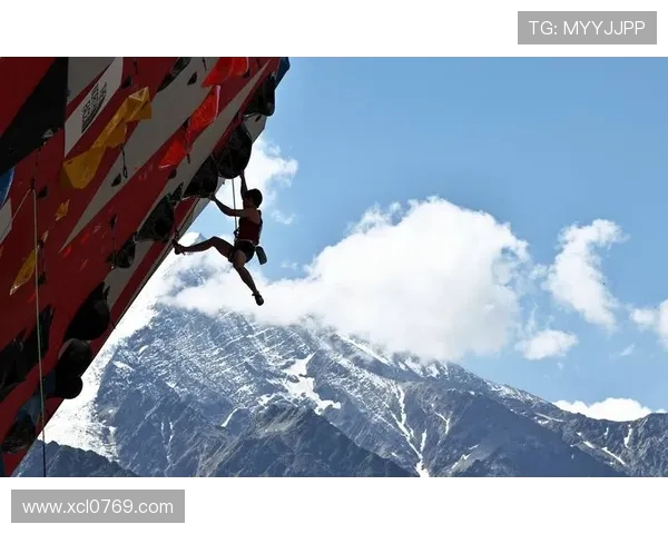 杭州攀岩队的成长之路极限运动世界杯背后的奋斗与荣耀