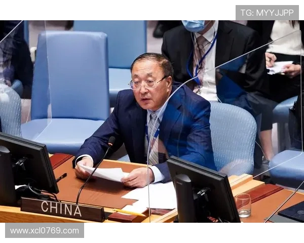 张军在和平精英中的成长与挑战探索深度对话人生哲学